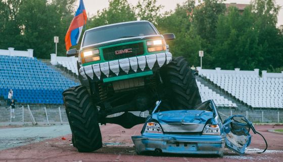 Шоу каскадеров