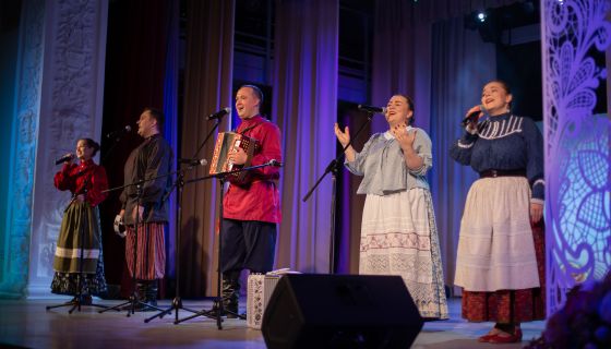 Пташица, Глазов