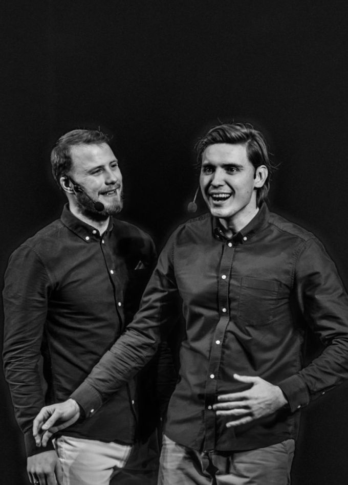 Спектакль «Я счастье. Чудотворцы»