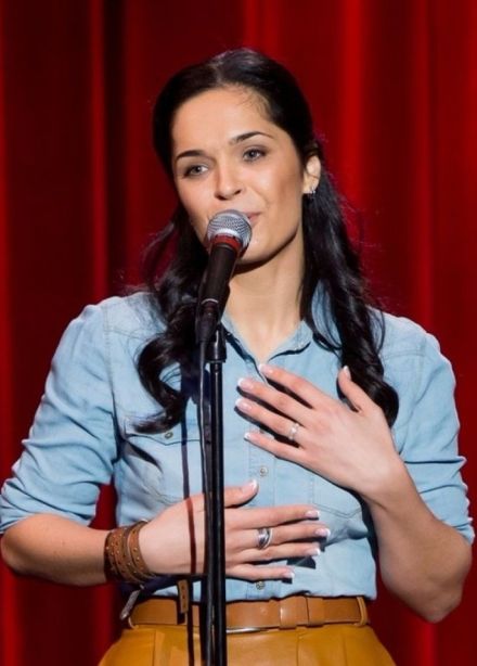 Юлия Ахмедова. Стендап