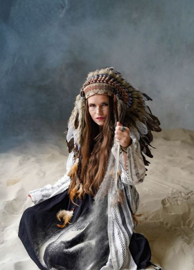 Евгения Рыбакова и группа «Обними Кита»