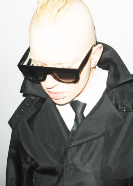 Huzzy B